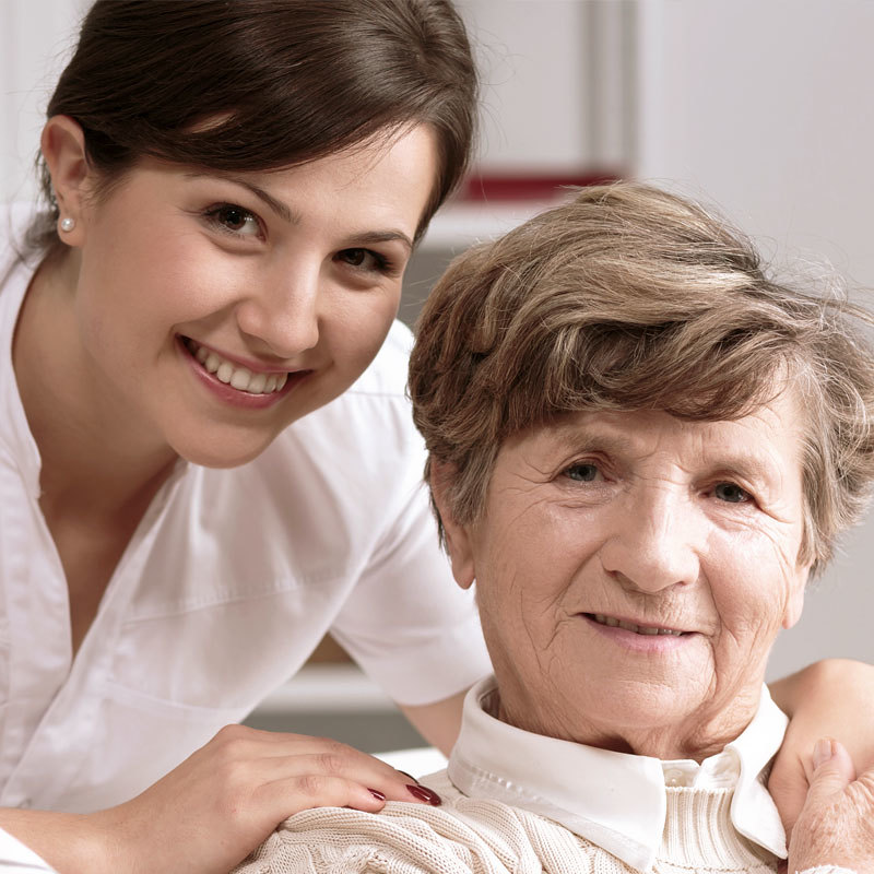 Das Bild zeigt eine Heimhilfe.