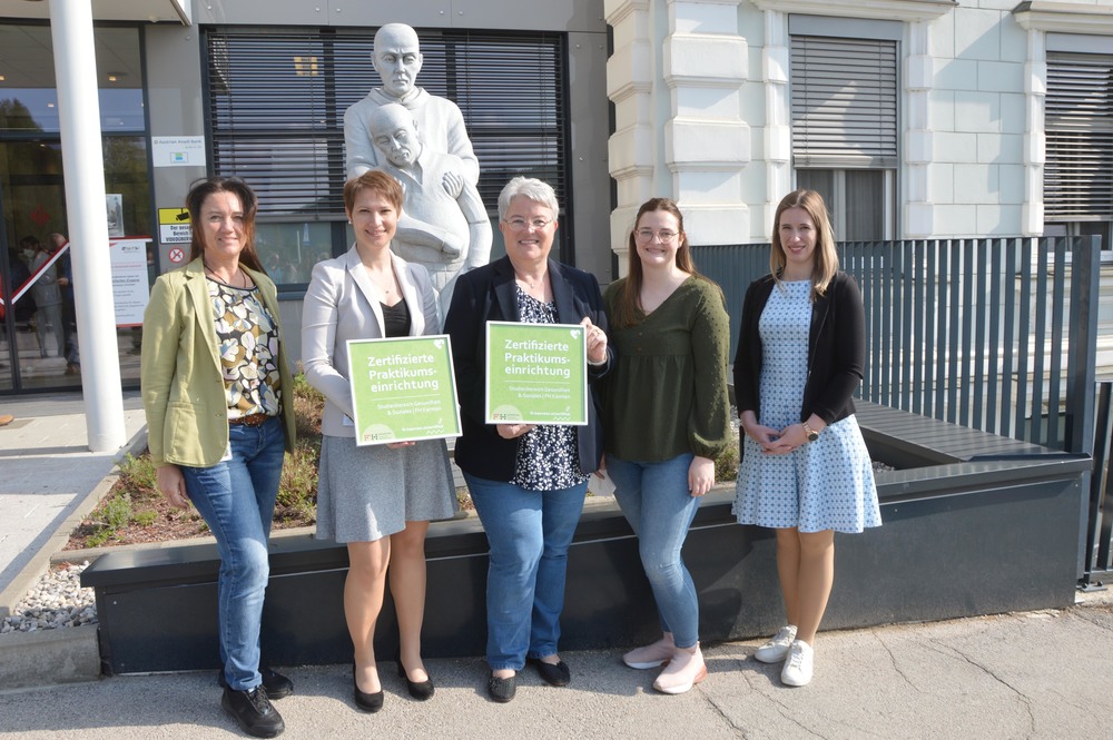 Gruppenfoto FH Kooperation / Barmherzige Brüder Das Krankenhaus der Barmherzigen Brüder St.Veit/Glan und die Fachhochschule Kärnten vertiefen ihre Partnerschaft