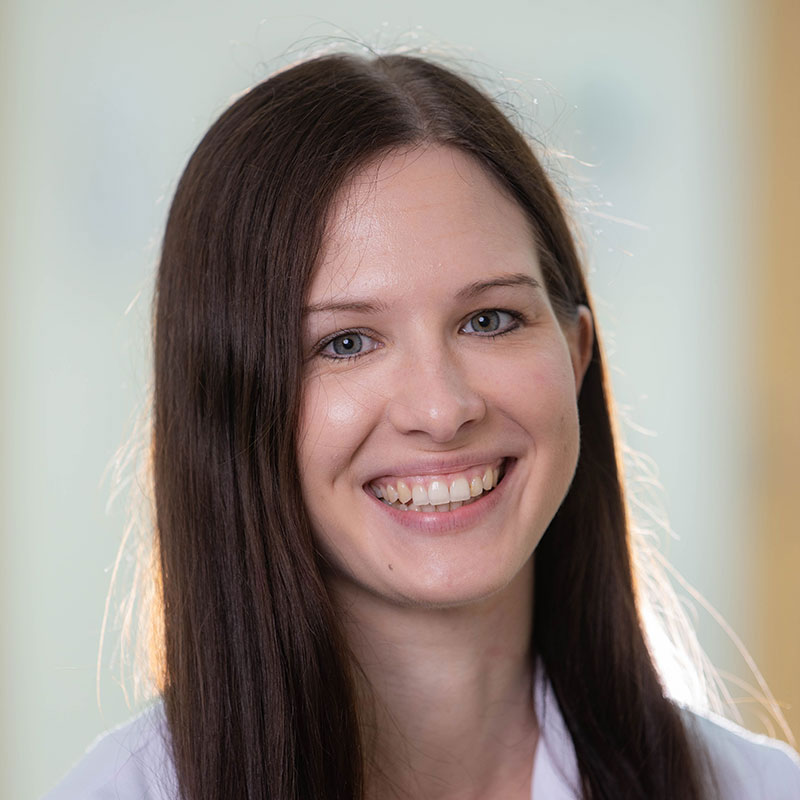 Dr. Victoria Mosshammer