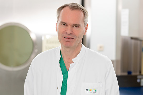 Das Bild zeigt Univ.-Doz. Dr. Thomas Sautner, Ärztlicher Direktor der Ordensprovinz.