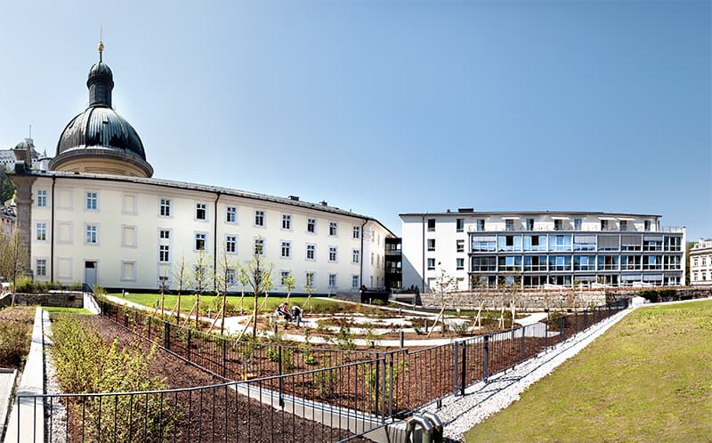 Das Bild zeigt das Krankenhaus der Barmherzigen Brüder Salzburg.