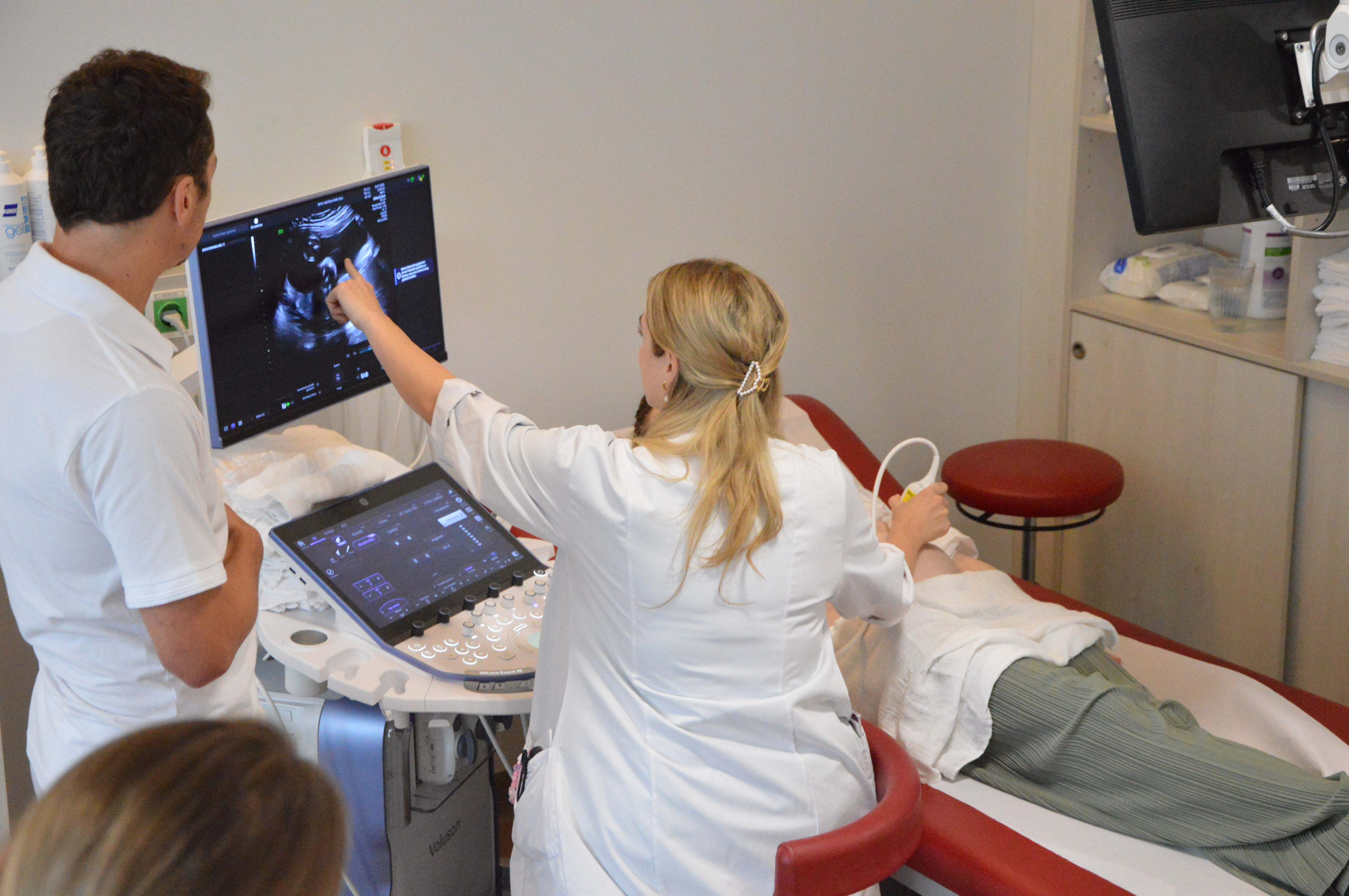 Summer Teaching OA Dr. Michael Schreibmayer und Ass. Dr. Jasmina Kaplan