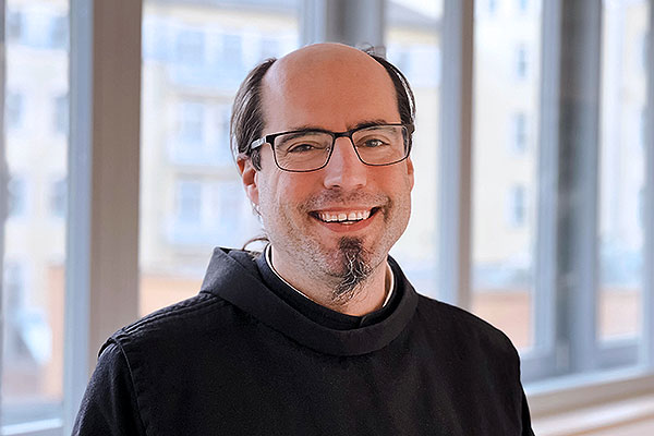 Das Bild zeigt Frater Thomas Väth.