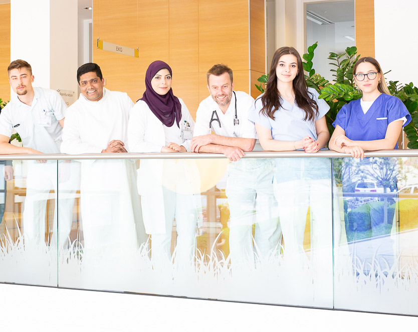 Gruppenbild Ärzte und Pflege