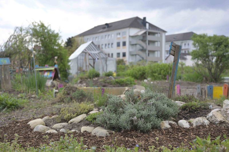 STUDIOHORST, HORST BERNHARD STUDIOHORST