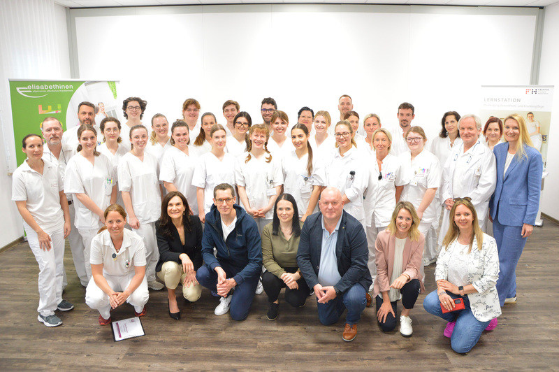 Gruppenfoto Start Lernstation 2024 