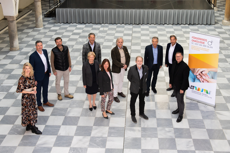 Fotoshooting, Benefizkonzert der Militärmusik Kärnten, Rathaussaal St. Veit, Fotos Thomas Hude, 7.11.2022