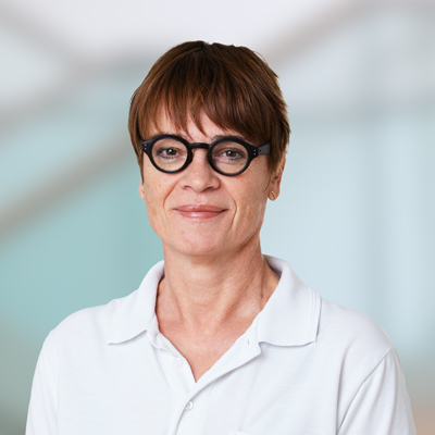 OÄ Dr. Selina Haas, Mitarbeiterin der Barmherzigen Brüder Linz