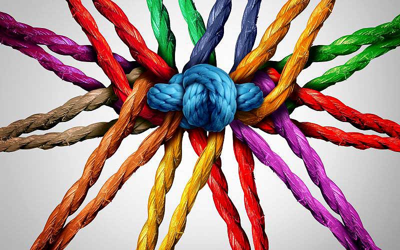 Das Bild zeigt Seile als Symbol für die Ethikarbeit.