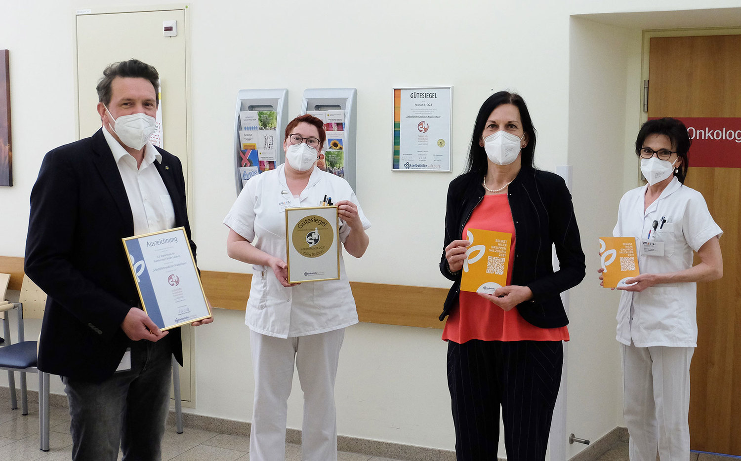 Übergabe Selbsthilfefreundliches Krankenhaus Gütesiegl