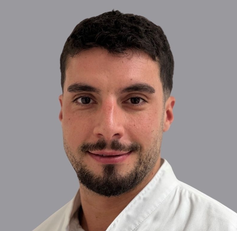 Dr. Michael Arian Amon 