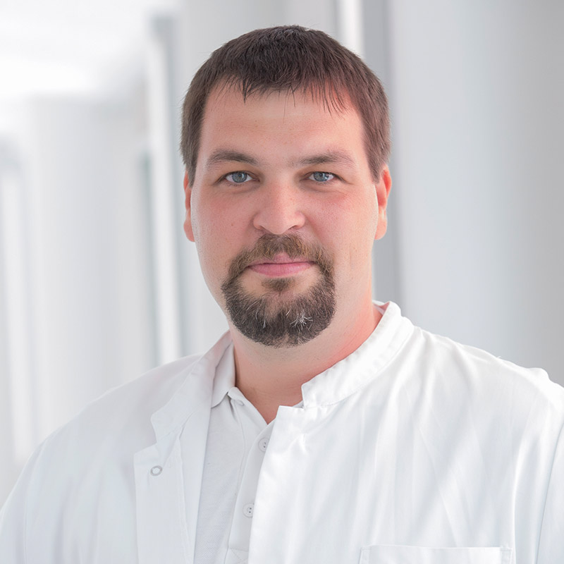 OA Dr. Gergely Rakos