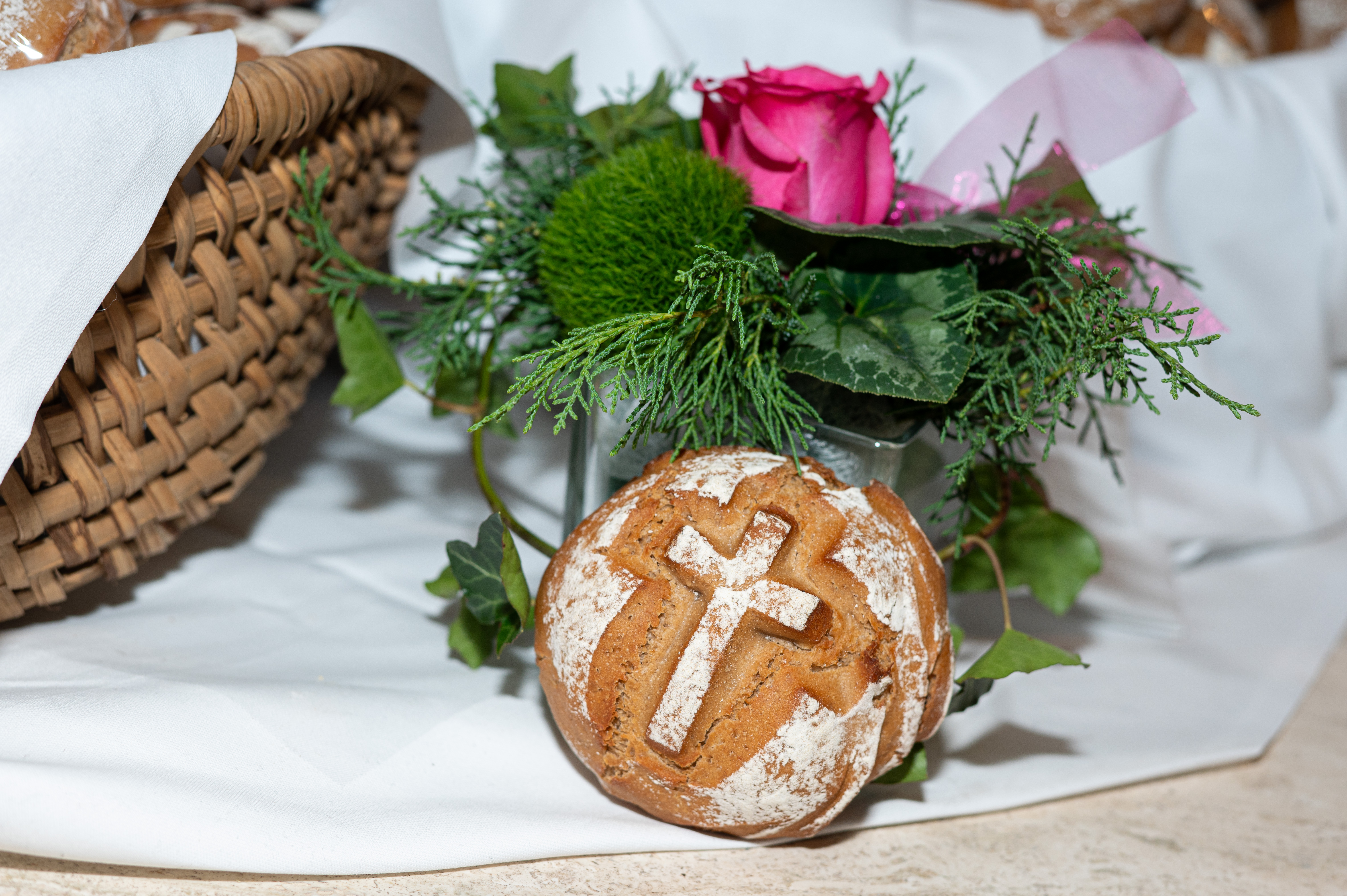 (C) Thomas Hude, Thomas Hude Langjährige Mitarbeiter Ehrungen, Besuch Bischof Dr. Josef Marketz, Elisabethinen Krankenhaus Klagenfurt, Foto Thomas Hude, Katja kommt!, 22.11.2023
