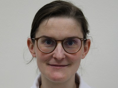 Dr.  Krystiane Fabrizii