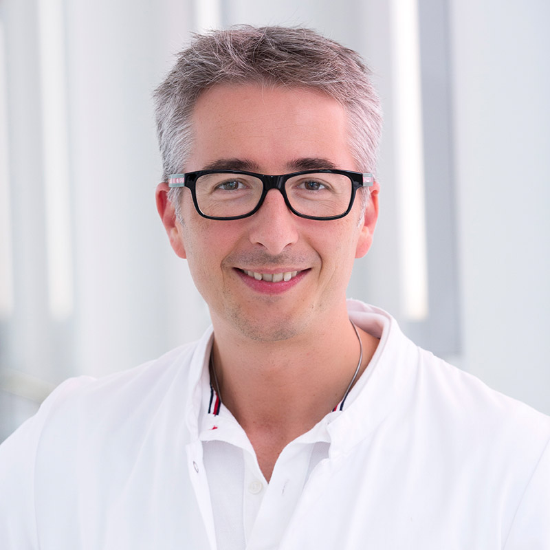 OA Dr. András Debreczi