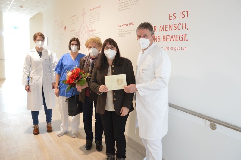 Bänderhuttrachtengruppe Hochosterwitz-St. Sebastian  und Palliativstation