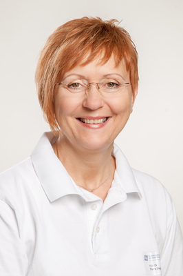 EOA Dr. Elvira Bajzat