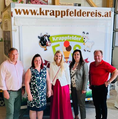 Kurzvisite zum Krappfelder Eis Produzenten