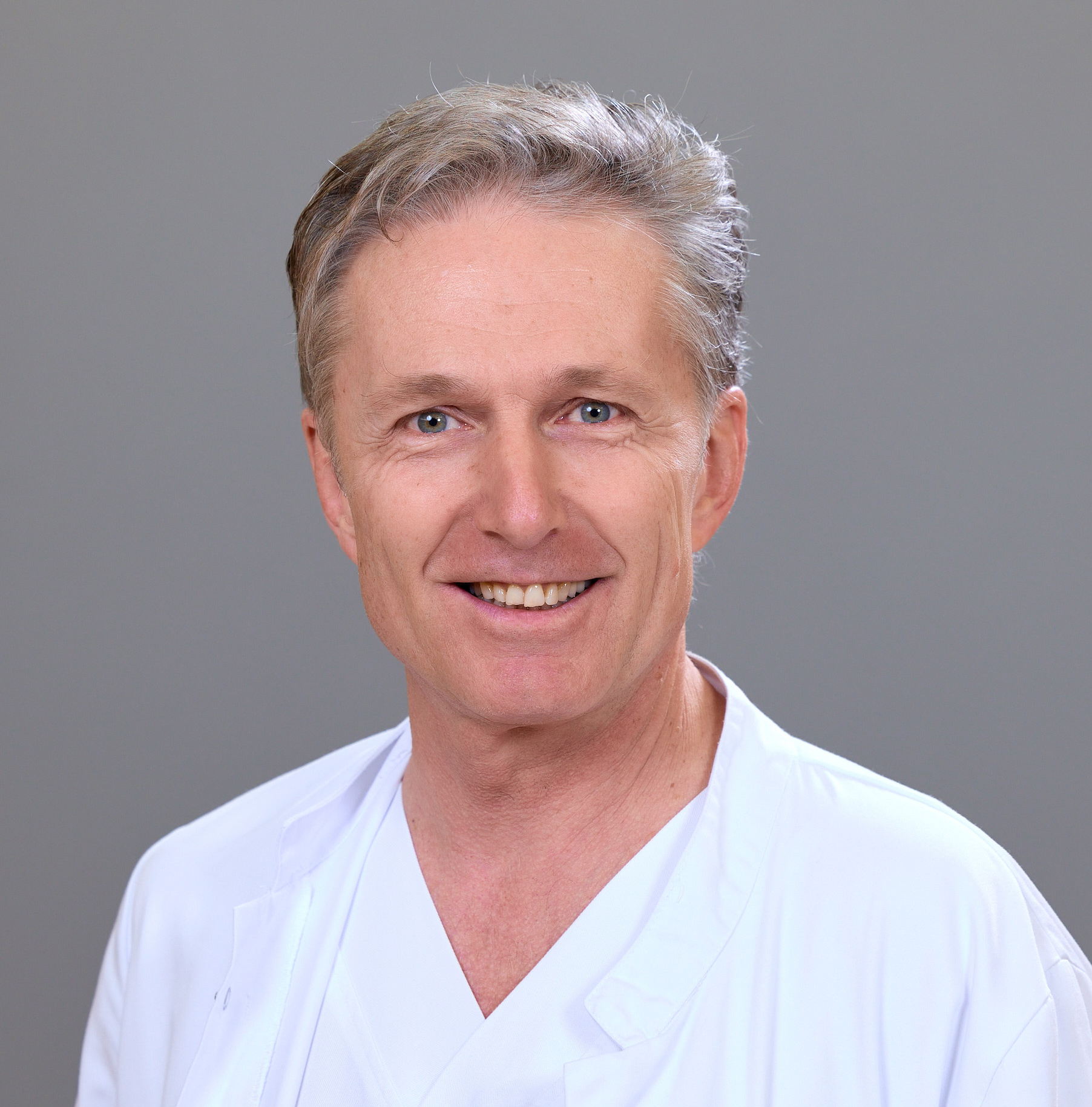 OA Dr. Gerhard Gruber